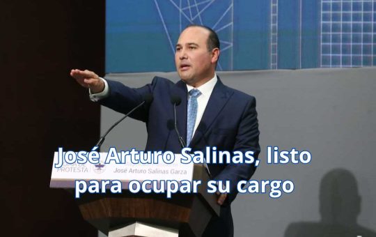 José_Arturo_Salinas_gobernador_interino_de_NL