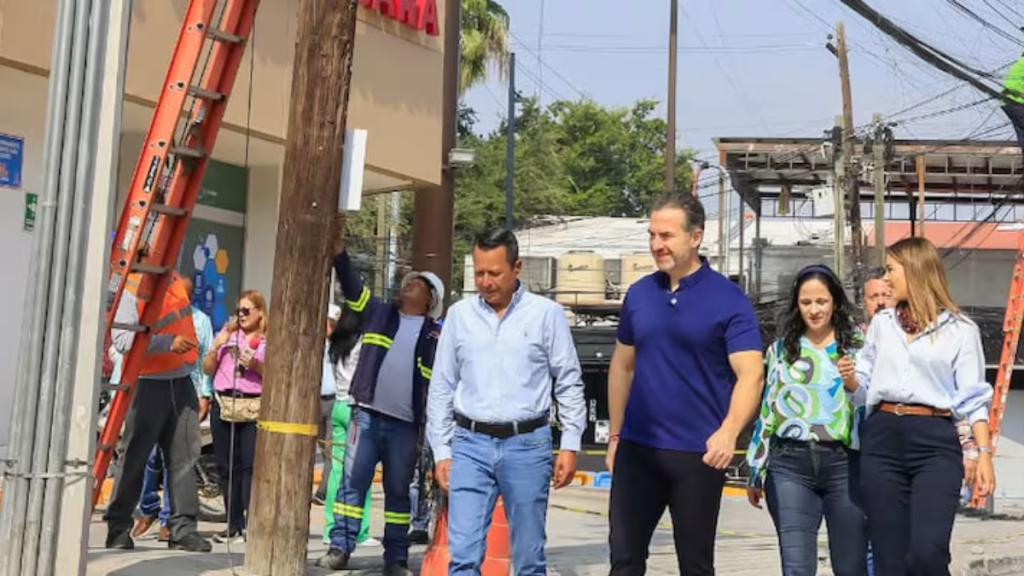 Adrián De La Garza, Alcalde De Monterrey, Anunció Que Se Retomaron Acciones Para Retirar Cableado En Desuso.