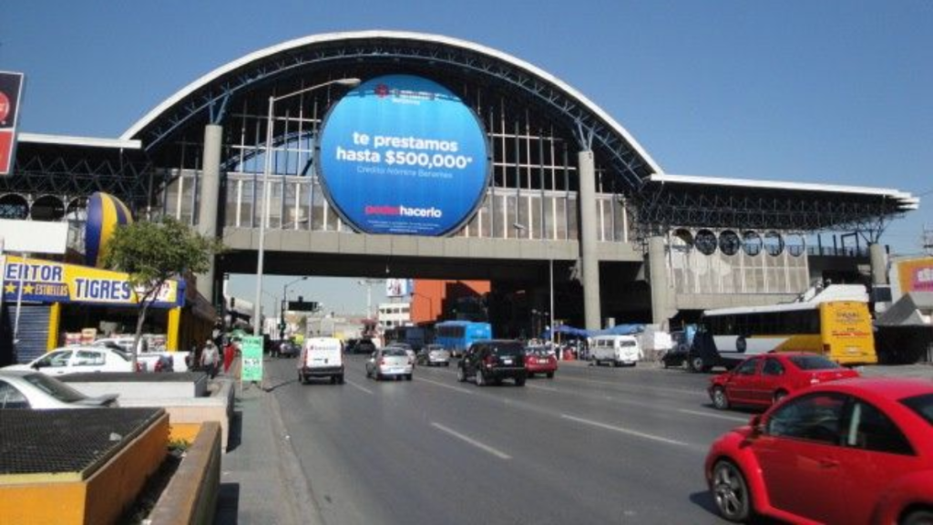 Diputados Se Manifiestan En La Estación Del Metro Cuáuhtemoc, En Contra Del "tarifazo".