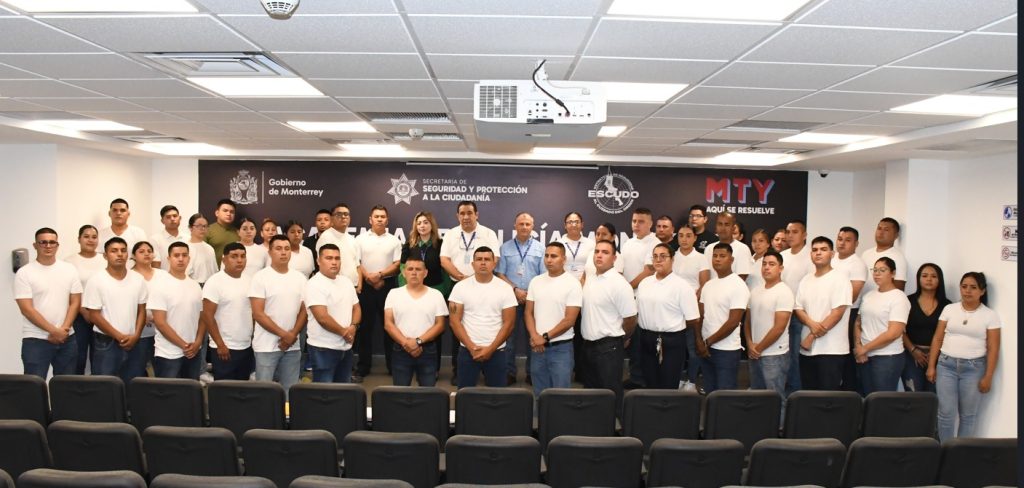 206-nuevos-cadetes-con-el-ingreso-de-40-elementos-a-la-academia-de-policía-de-monterrey