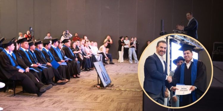 Se Gradúa La Segunda Generación De Prepa Regia - Nl Primero - Nuevo León Primero Segunda-generación-de-grauados-de-la-prepa-regia-monterrey - Nuevo León Primero