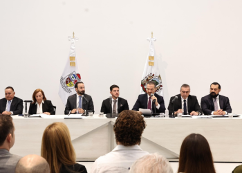 Calzada Mauricio Fernández, Adrián de la Garza, Cabildo conjunto, San Pedro Garza García, homenaje póstumo