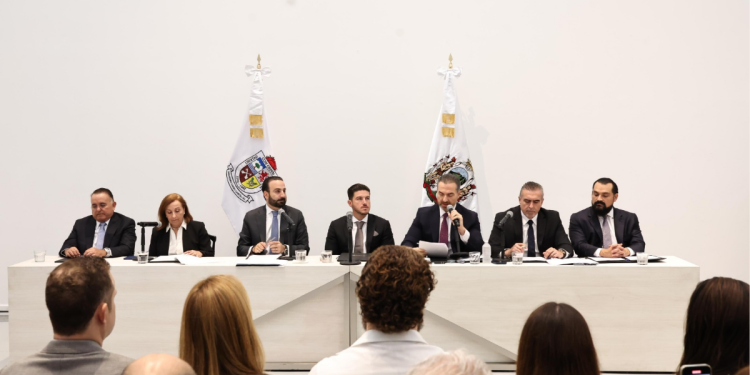 Calzada Mauricio Fernández - Nuevo León Primero Calzada Mauricio Fernández, Adrián De La Garza, Cabildo Conjunto, San Pedro Garza García, Homenaje Póstumo - Nuevo León Primero