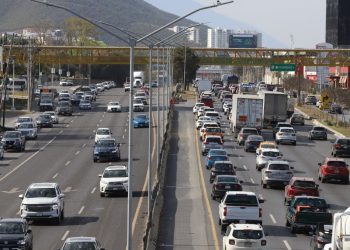 Carretera Nacional, Cierres Viales, La Rioja, Zona Del Huajuco, Tráfico, Monterrey - Nuevo León Primero