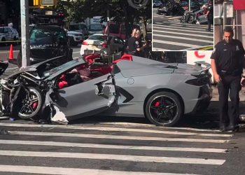 City Intersection Crash Scene with Several Heavily Damaged Cars, Police on Site and Yellow Caution Tape Visible at the Crosswalk. - Nuevo León Primero