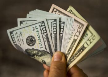 Dolar