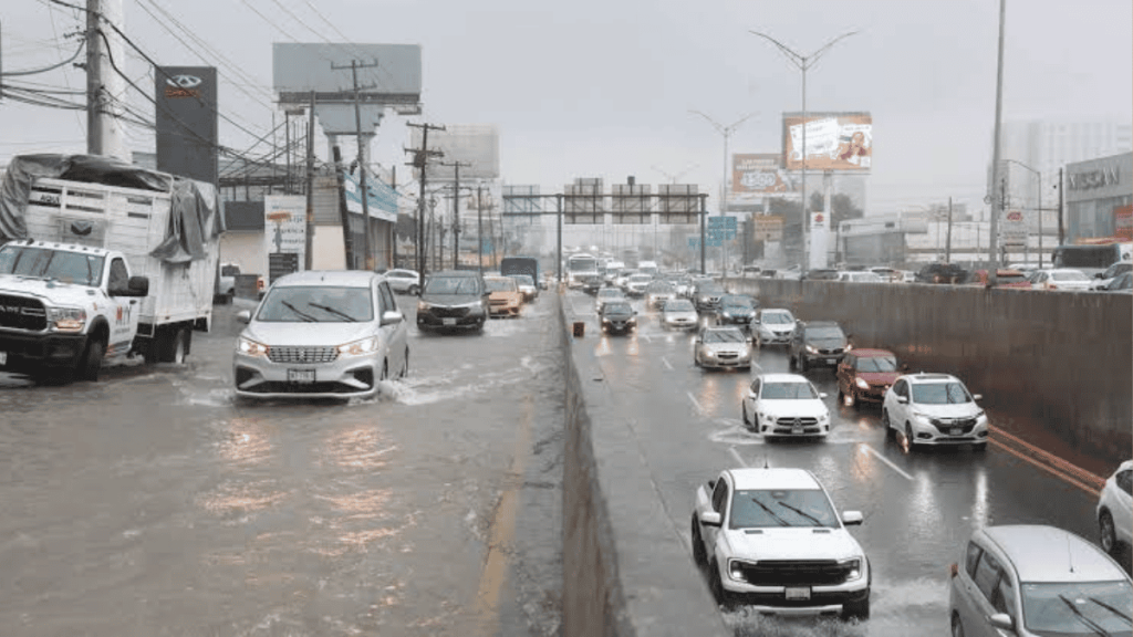Frente Frío En Monterrey Afecta Las Avenidas De Monterrey - Nl Primero - Nuevo León Primero